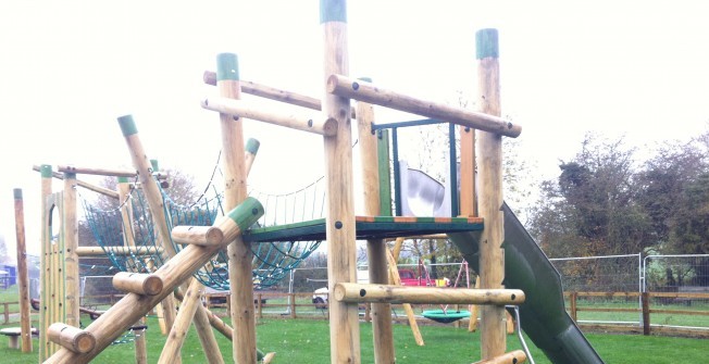 Monkey Bars Climbing Frame in Snaresbrook